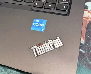New Laptop Lenovo ThinkPad T490s 8GB Intel Core i5 SSD 256GB