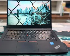New Laptop Lenovo ThinkPad T490s 8GB Intel Core i5 SSD 256GB