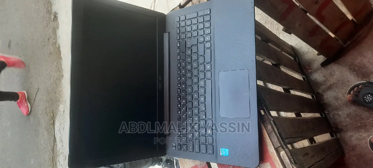 Laptop Asus A42JK 8GB Intel Core I5 HDD+SSD 500GB