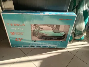 Teslla Smart TV 43