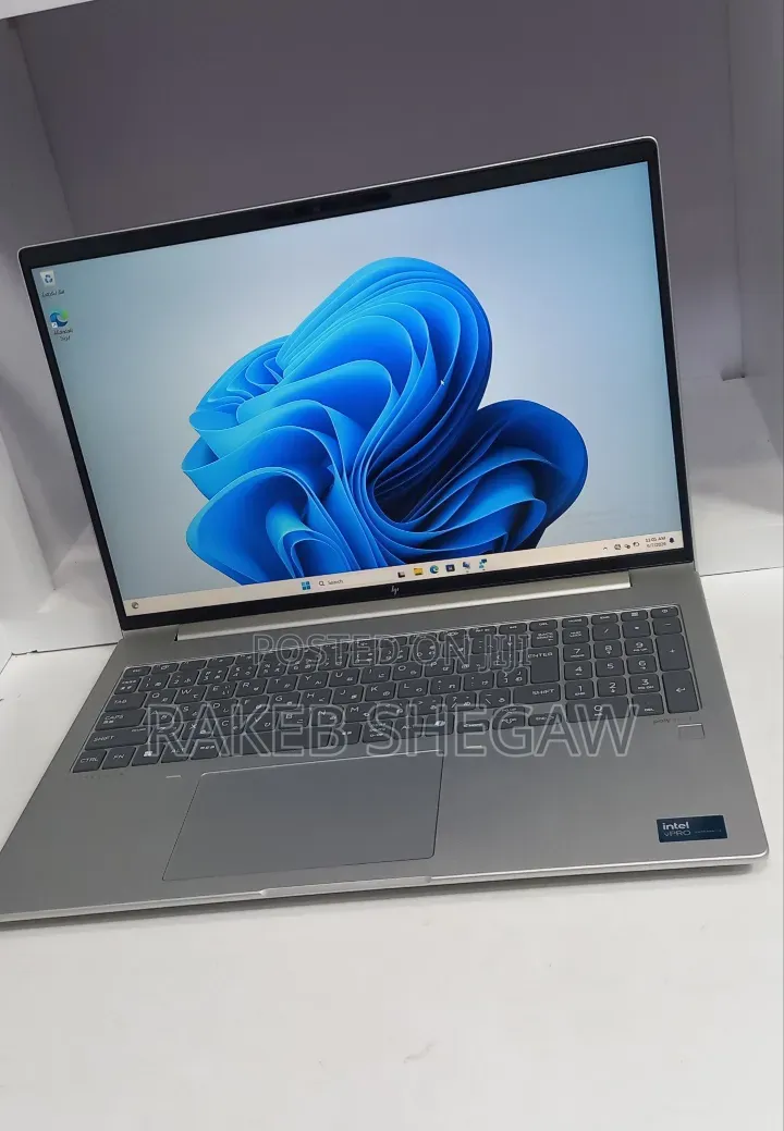 New Laptop HP EliteBook 660 G11 16GB Intel Core i7 SSD 512GB