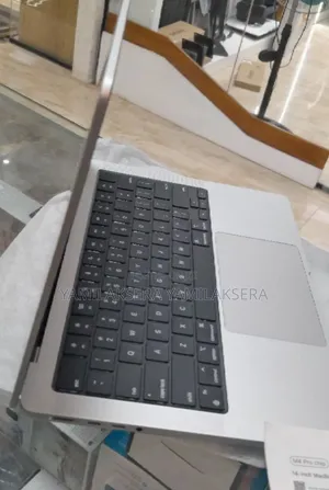New Laptop Apple MacBook Pro 2021 M1 24GB Apple M1 SSD 512GB