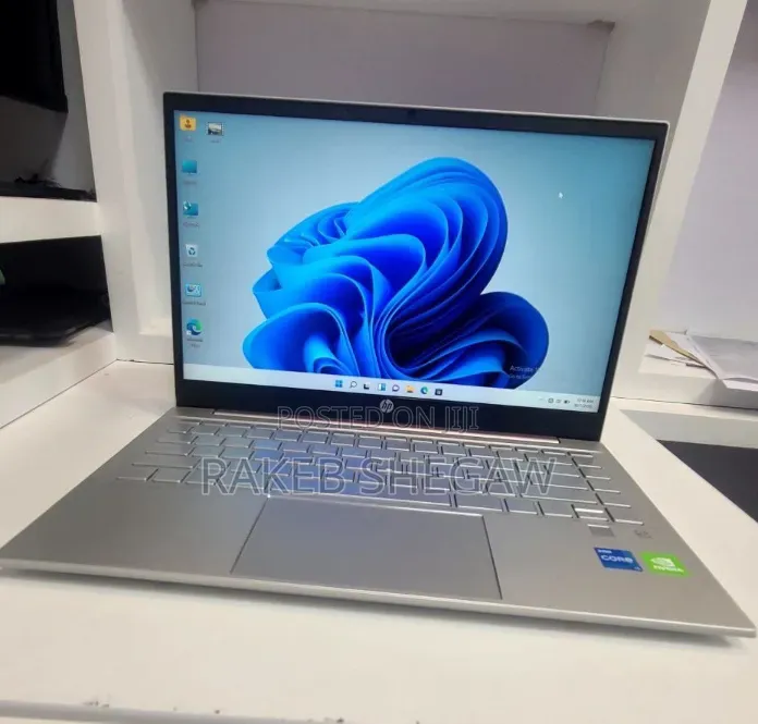 New Laptop HP Pavilion 14 16GB Intel Core i5 SSD 512GB
