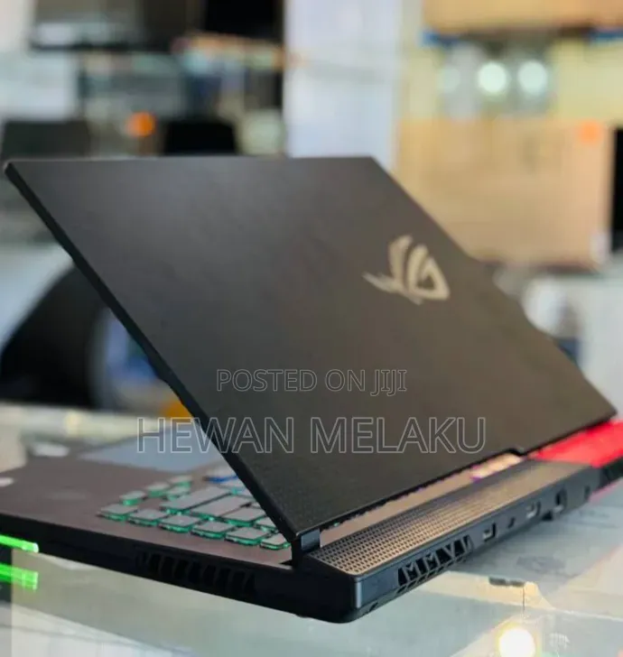 New Laptop Asus ROG Strix G15 16GB AMD Ryzen 9 SSD 512GB