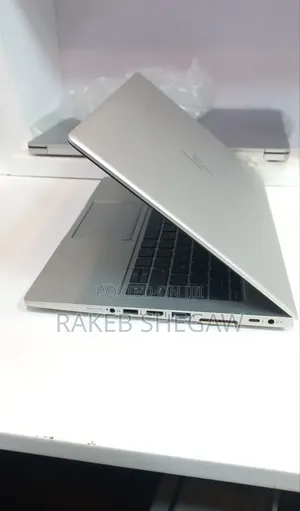 New Laptop HP EliteBook 830 8GB Intel Core i7 SSD 512GB