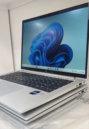 New Laptop HP EliteBook 840 G9 16GB Intel Core i5 SSD 512GB
