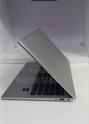 New Laptop HP EliteBook 830 16GB Intel Core i5 SSD 512GB