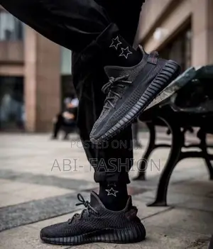 Adidas Yeezy 350 Triple Black | New Arrival
