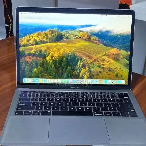 New Laptop Apple MacBook Air 2019 8GB Intel Core i5 SSD 128GB