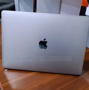 New Laptop Apple MacBook Air 2019 8GB Intel Core i5 SSD 128GB