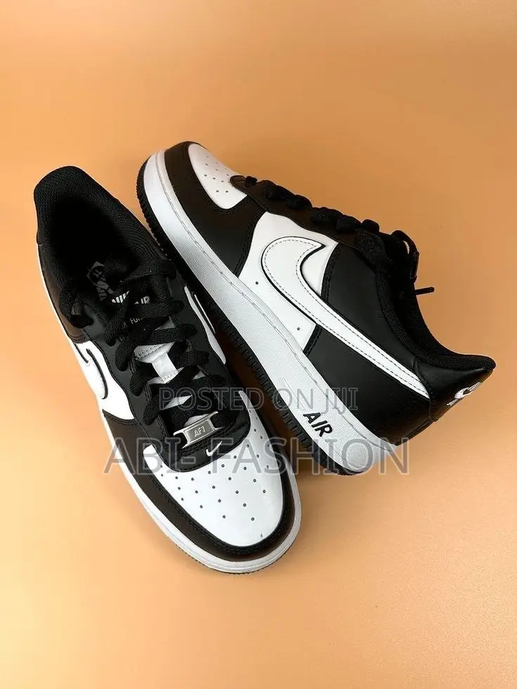 Nike Air Force 1'07 Panda Low | New Arrival