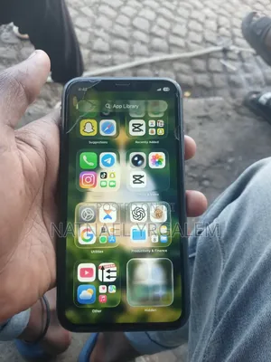 Apple iPhone 11 64 GB Black