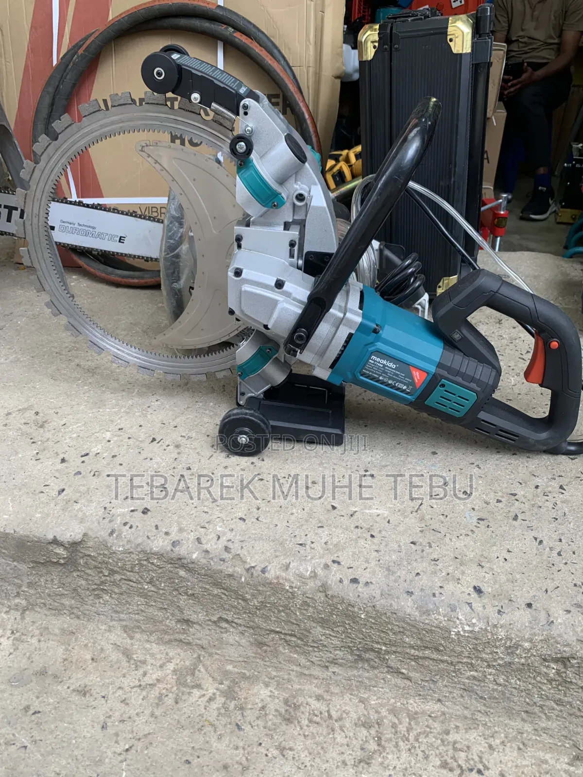 Brushless Ring Saw
