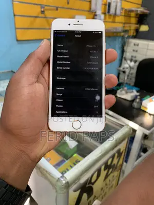 Apple iPhone 8 64 GB Purple