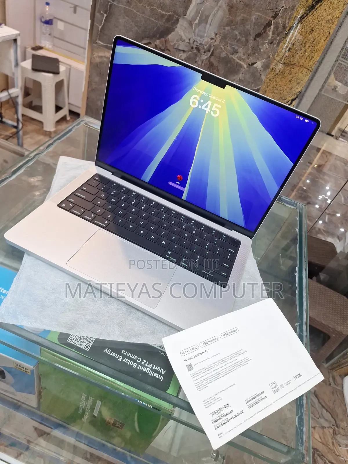New Laptop Apple MacBook Pro 2024 M4 24GB Apple M4 Pro SSD 512GB