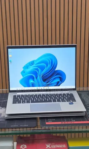 Laptop HP EliteBook 840 G10 16GB Intel Core i7 SSD 512GB