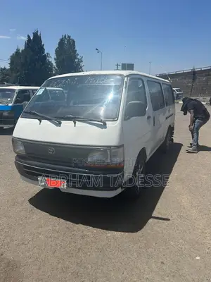 Toyota HiAce 1998 White