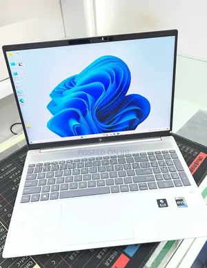 Laptop HP Pavilion 17z 16GB Intel Core i7 SSD 1T