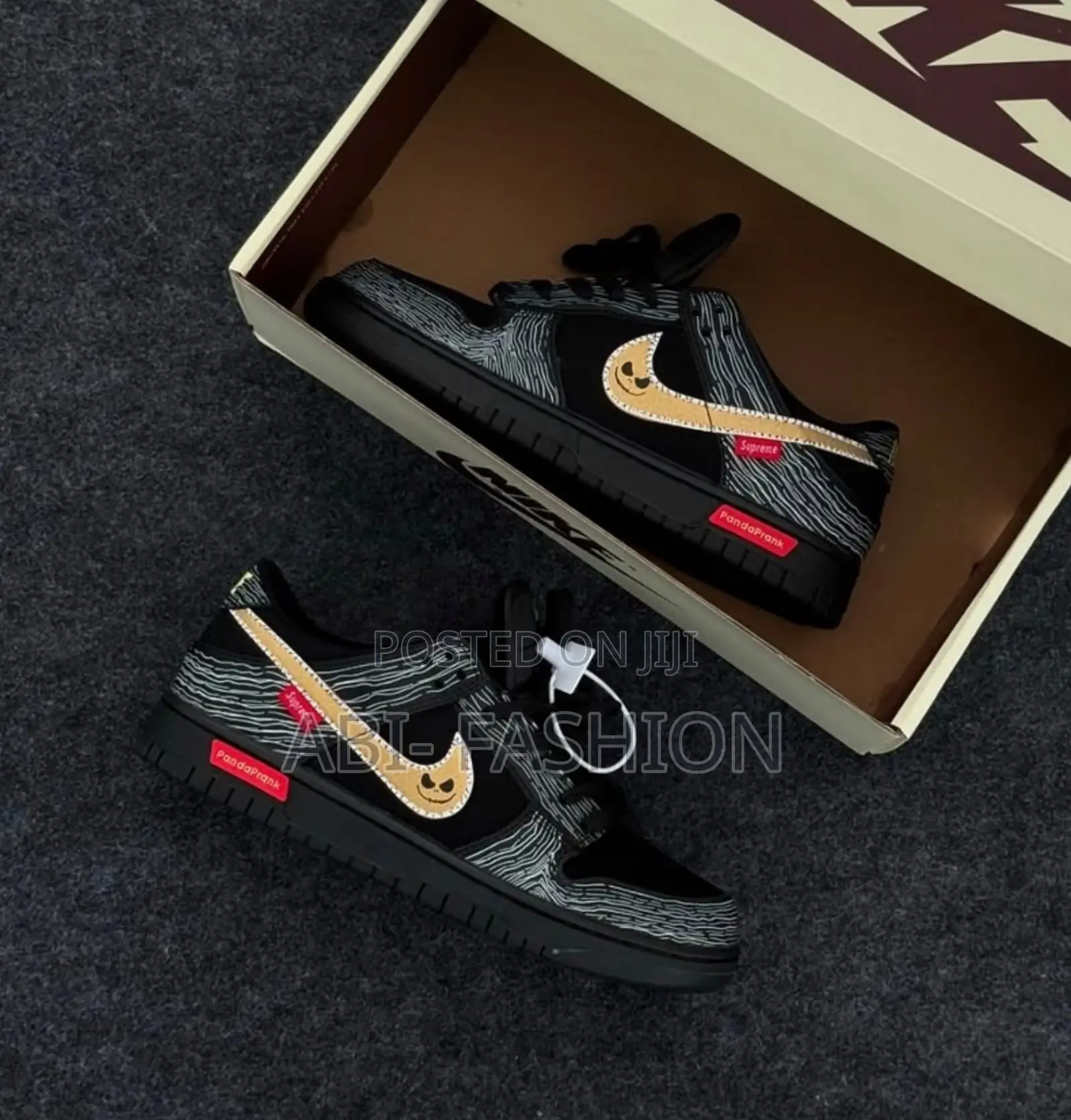 Nike Dunk SB X Supreme Panda Black Low Shoes – New Arrival