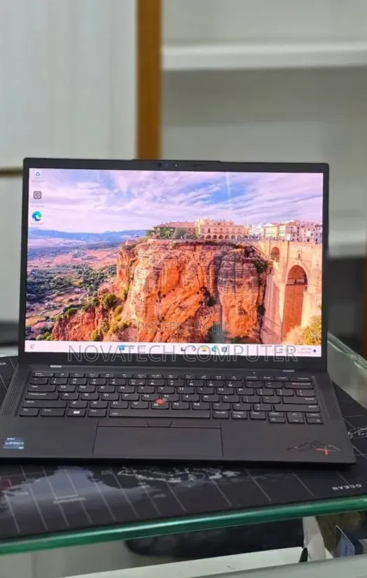 Laptop Lenovo ThinkPad X1 Carbon 16GB Intel Core i7 SSD 512GB