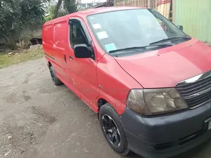 Toyota HiAce 2011 Red
