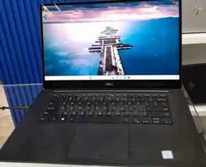 New Laptop Dell 16GB Intel Core i7 SSD 512GB