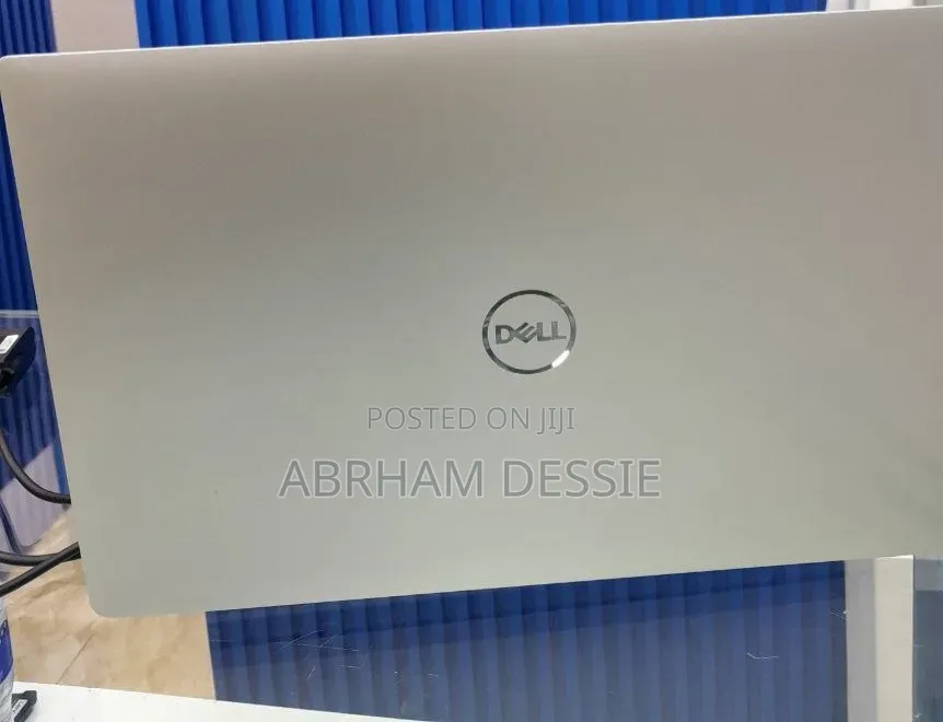 New Laptop Dell 16GB Intel Core i7 SSD 512GB