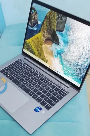 New Laptop HP ZBook 14 16GB Intel Core i7 SSD 512GB