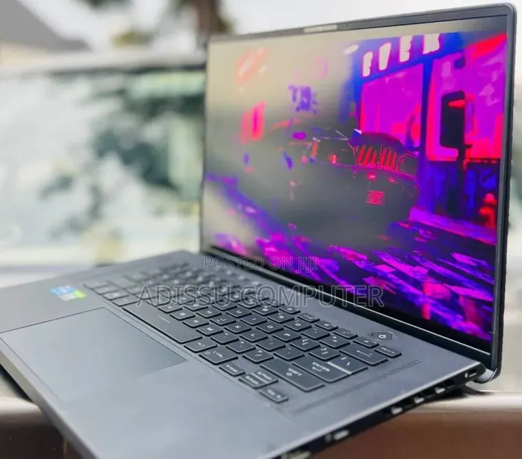 New Laptop Asus ROG Zephyrus M16 16GB Intel Core i7 SSD 512GB