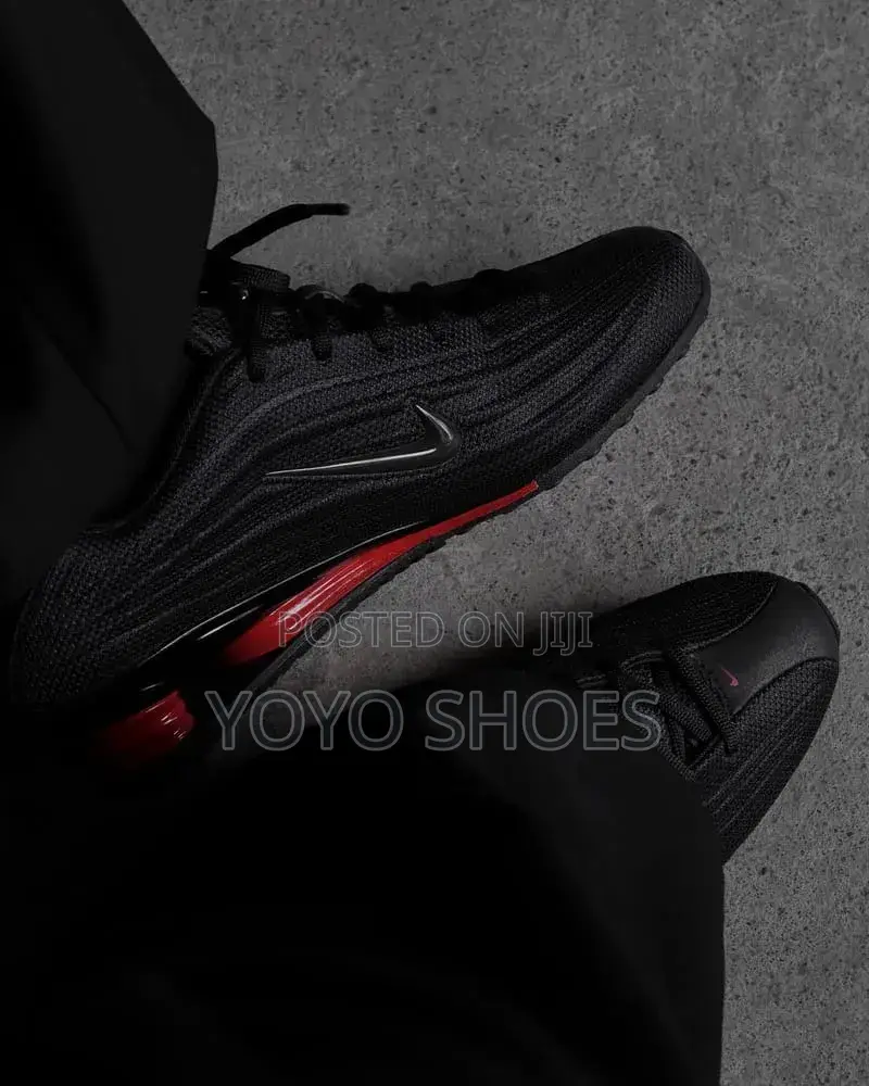 Nike Shox Z "Black/University Red" Unisex Fashion Sneaker