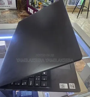 New Laptop Lenovo Ideapad 3 8GB Intel Core i3 SSD 512GB