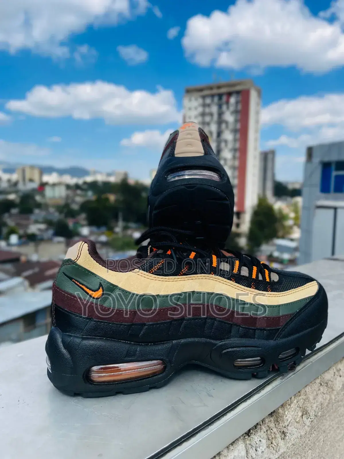 Nike Air Max 95 "Dark Army" Bright Orange Unisex Sneaker