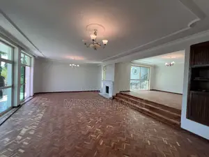 6bdrm House in Megenaga Top View, Bole for rent
