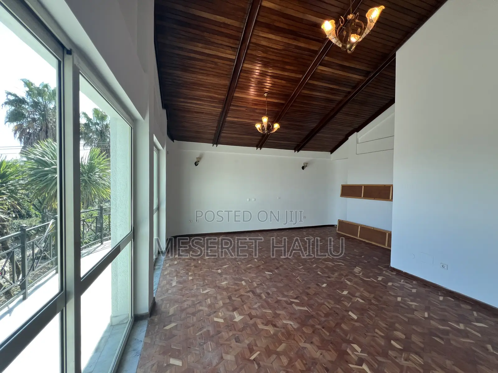6bdrm House in Megenaga Top View, Bole for rent