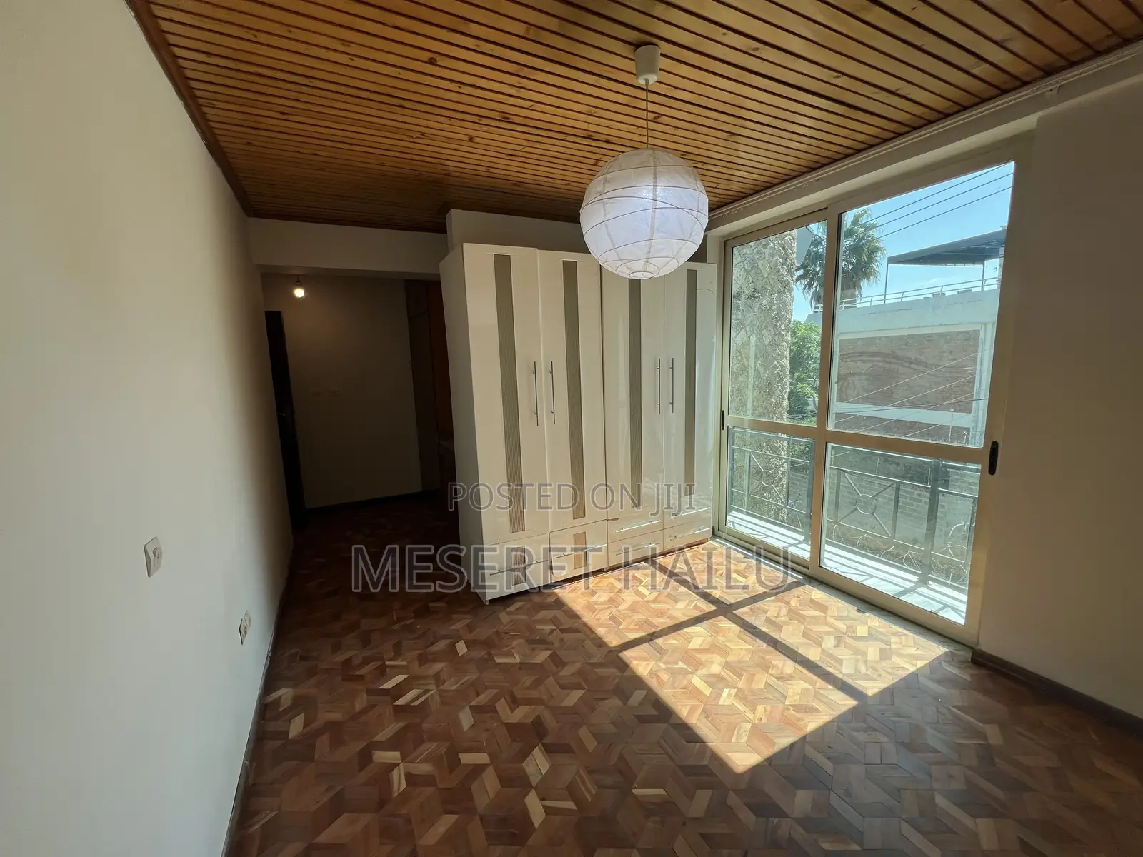 6bdrm House in Megenaga Top View, Bole for rent