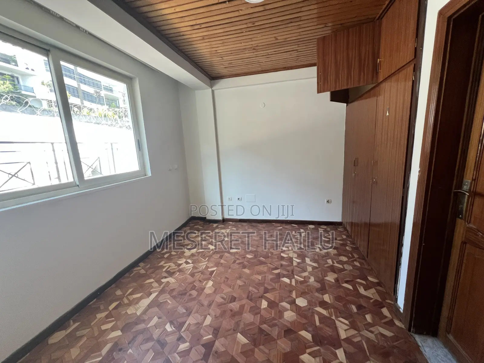 6bdrm House in Megenaga Top View, Bole for rent
