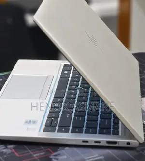 New Laptop HP EliteBook 840 G7 16GB Intel Core i5 SSD 512GB