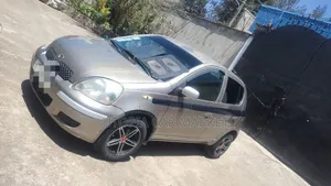 Toyota Vitz 2004