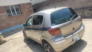 Toyota Vitz 2004