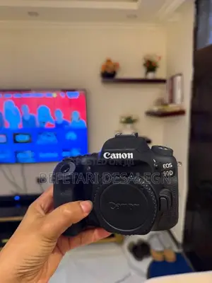 Camera Canon 90d