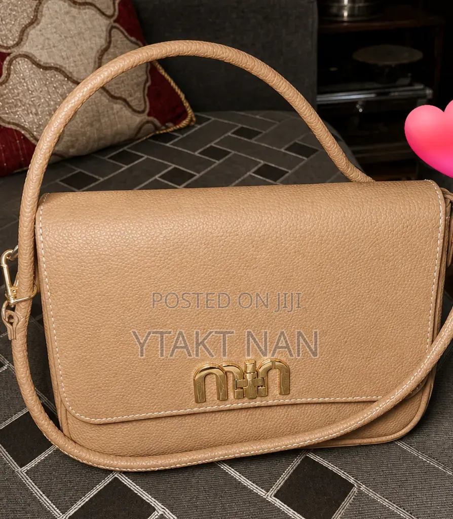 Brand Bag Ena Konjo