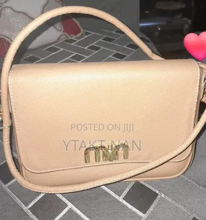 Brand Bag Ena Konjo