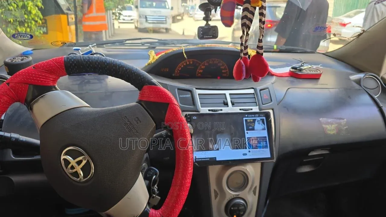 Toyota Yaris 2006