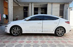 Hyundai Avante 2020 White