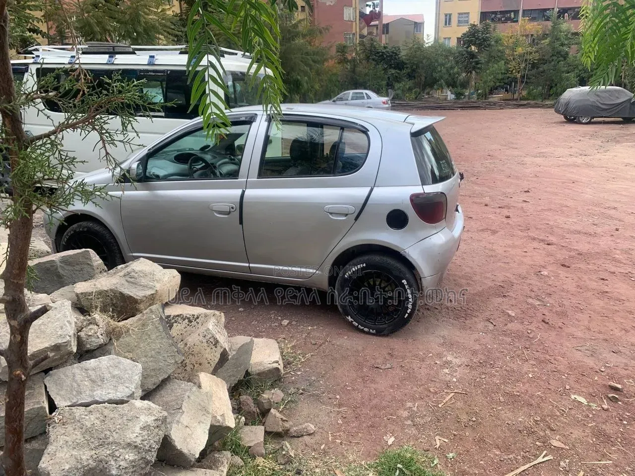 Toyota Vitz 2001 Silver