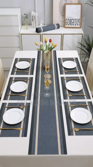 Table Mat With Runner and 6 Mats የጠረፔዛ ንጣፍ ከነ ራነር