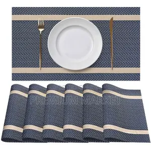 Table Mat With Runner and 6 Mats የጠረፔዛ ንጣፍ ከነ ራነር