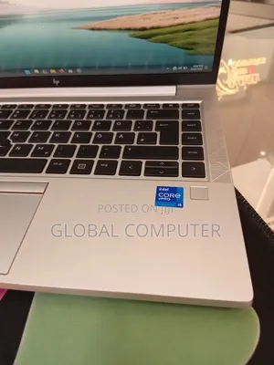 New Laptop HP EliteBook 840 G8 16GB Intel Core i5 SSD 512GB