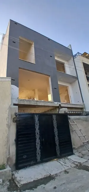 8bdrm Townhouse/Terrace in Ayat49 Area Best, Yeka for sale