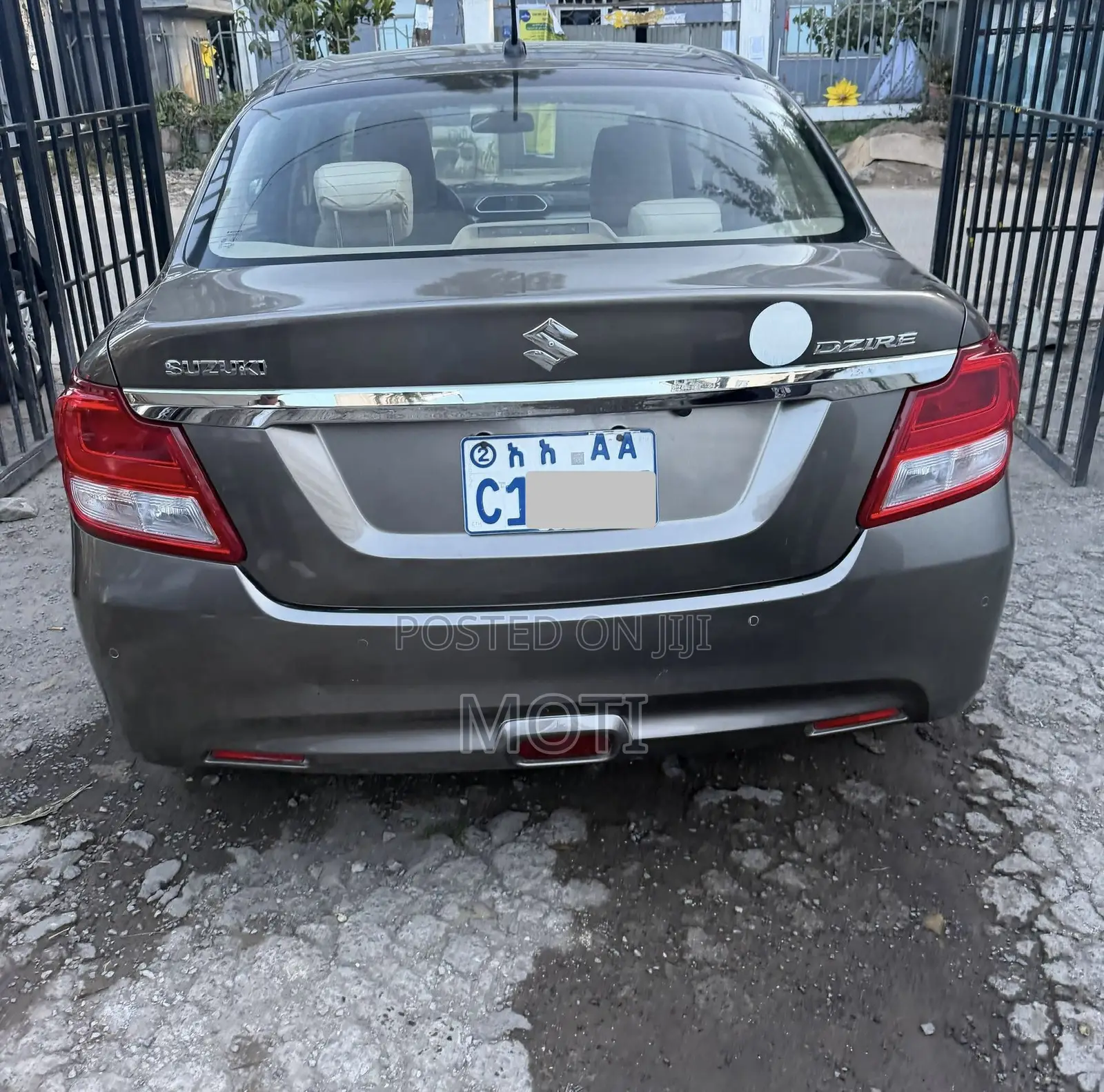 Suzuki Dzire 2022 Brown